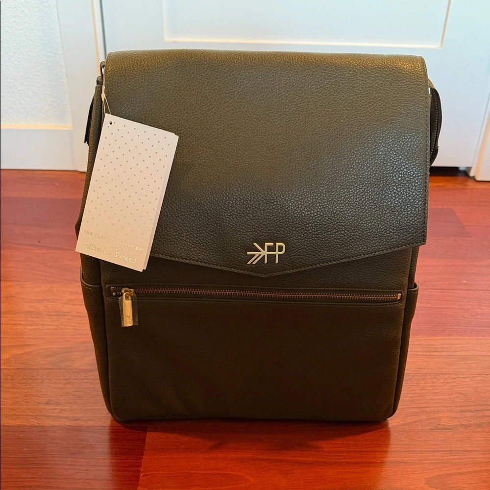 Freshly Picked Classic Diaper Bag in Olive
